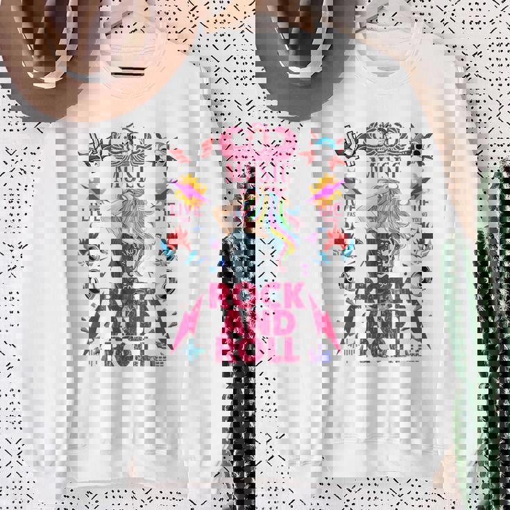 クールなヴィンテージオールドロックンロールミュージック、This Is My Rock And Roll スウェットシャツ 年配の女性への贈り物