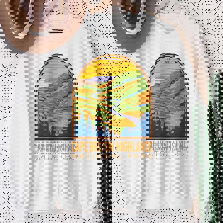 ケープブレトンハイランズ国立公園 カナダヴィンテージエンブレム 長袖tシャツ スウェットシャツ 年配の女性への贈り物