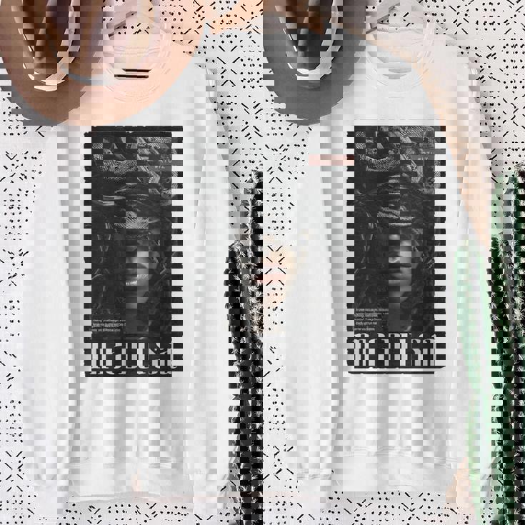 ゴルゴン メデューサ 女神 蛇 ギリシャ神話 メデューサ 長袖tシャツ スウェットシャツ 年配の女性への贈り物