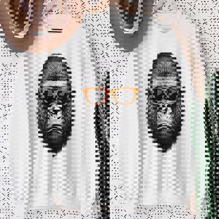 サングラスをかけたクールなゴリラグラフィックアート 長袖tシャツ スウェットシャツ 年配の女性への贈り物