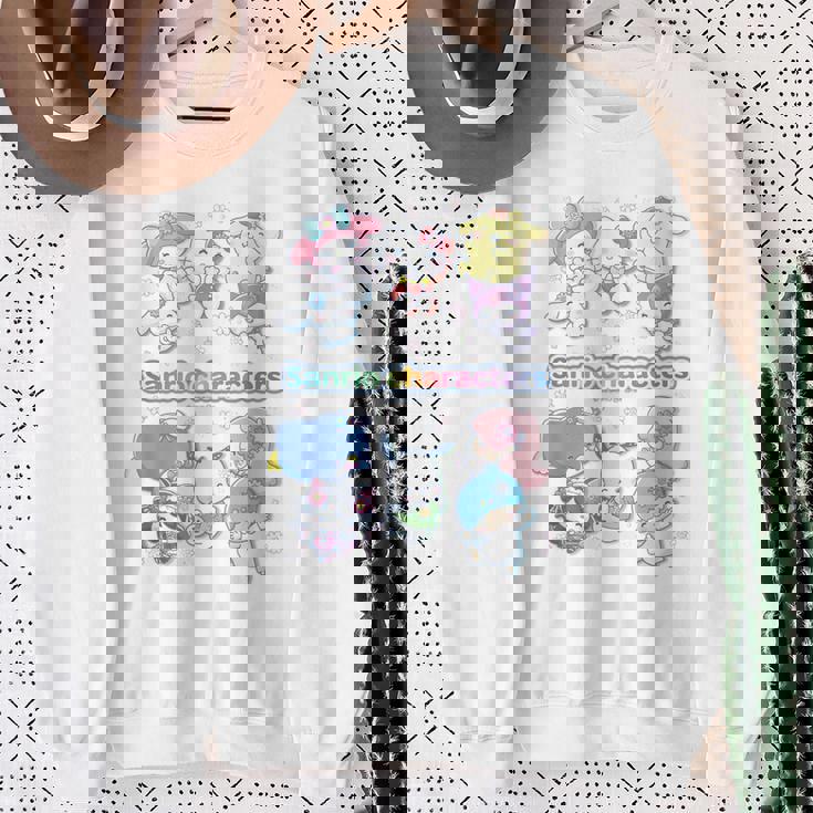 サンリオキャラクターズ サンリオキャラクター大賞デザイン 集合D スウェットシャツ 年配の女性への贈り物