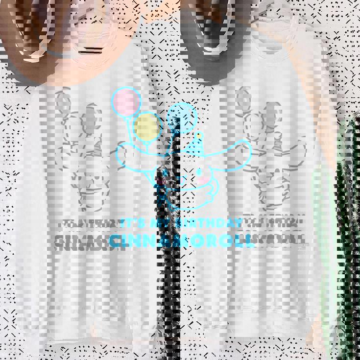 シナモロール It's My Birthday スウェットシャツ 年配の女性への贈り物