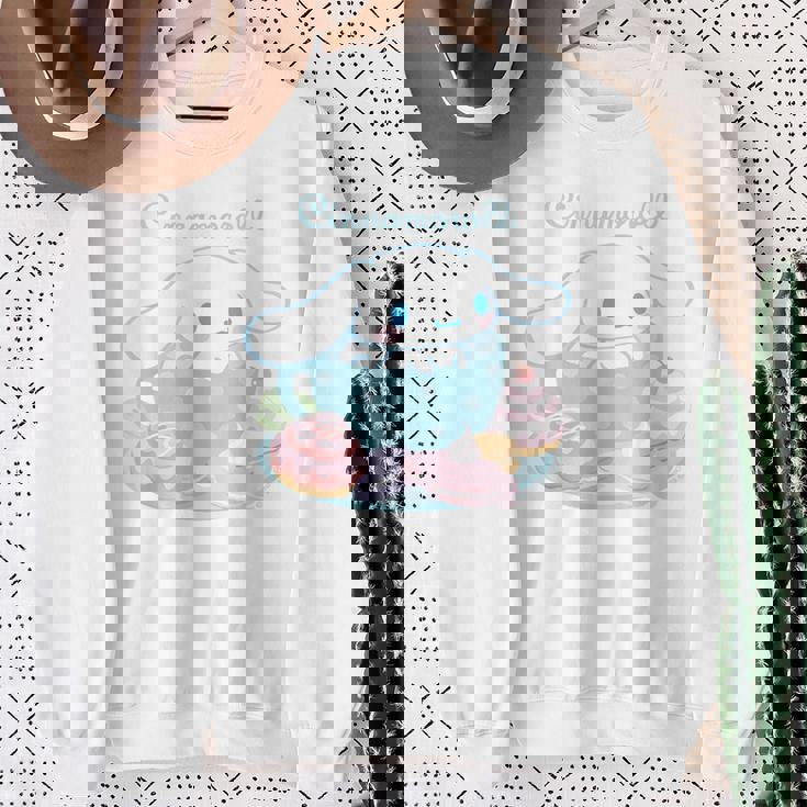 シナモロール ティーカップ ライトカラー スウェットシャツ 年配の女性への贈り物