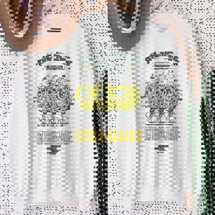 ストレンジャー・シングス スクープ アホイ ホッパー トリプル レトロ ヴィンテージ 80年代 スウェットシャツ 年配の女性への贈り物