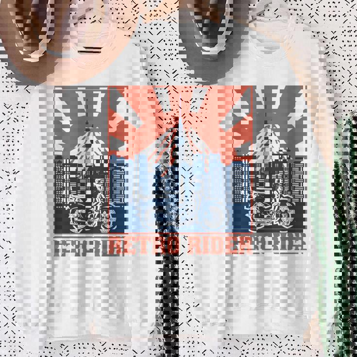 スーパーカブc100 原付バイク レトロライダー 東京日本 長袖tシャツ スウェットシャツ 年配の女性への贈り物