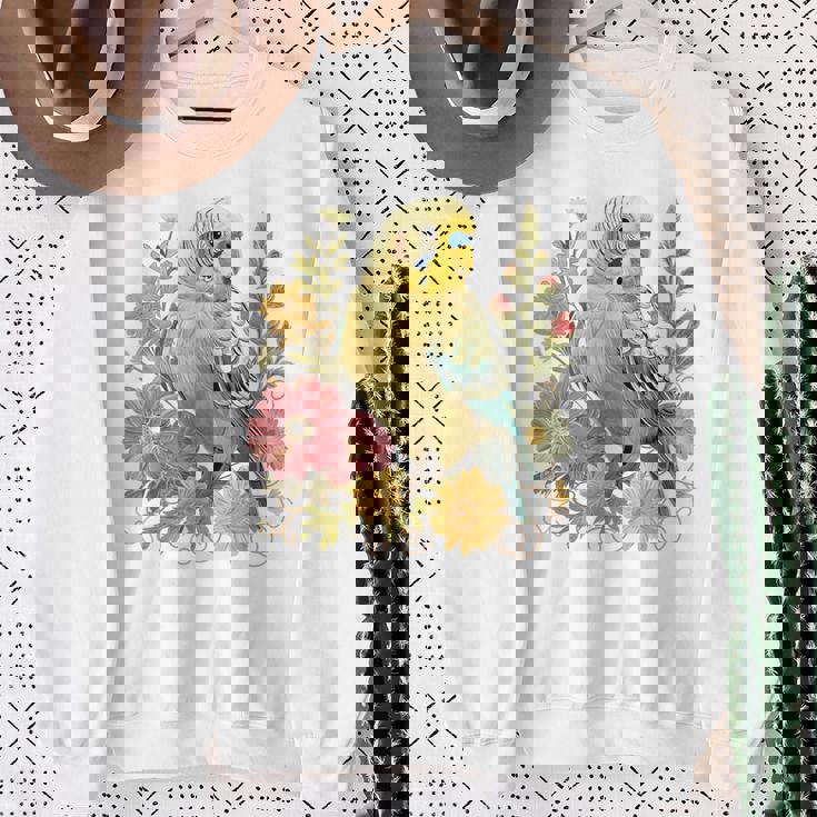 セキセイインコ 鳥 ママ セキセイインコ オウム ヴィンテージフラワー スウェットシャツ 年配の女性への贈り物