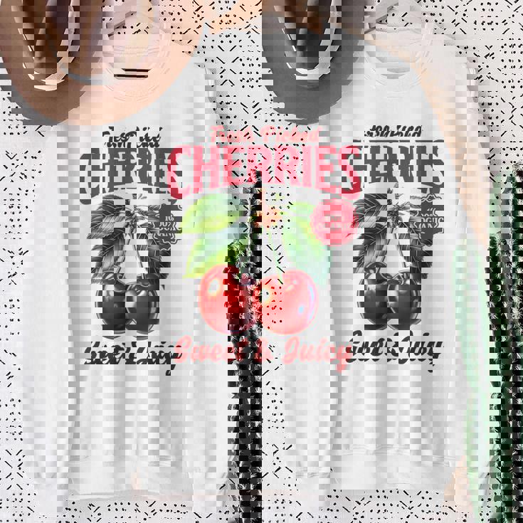 チェリーファーマーズマーケット フレッシュピックチェリー チェリー好き スウェットシャツ 年配の女性への贈り物