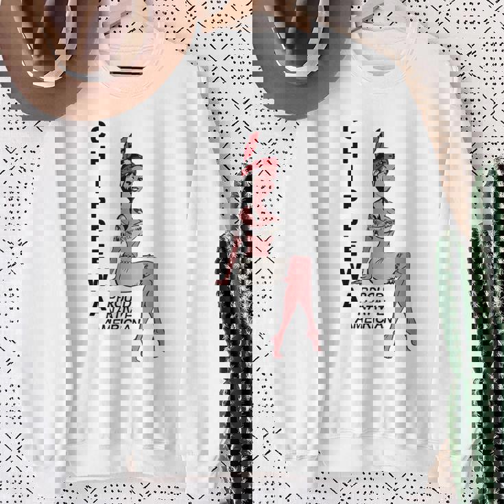 チペワ アメリカン インディアン トライブ キュート プラウド カートゥーン スクワー スウェットシャツ 年配の女性への贈り物