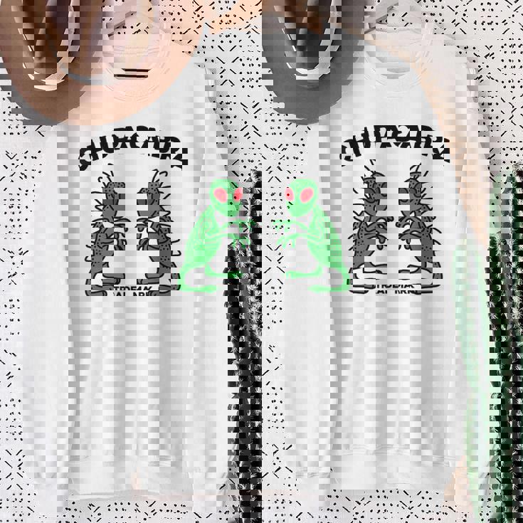 チュパカブラ スウェットシャツ 年配の女性への贈り物