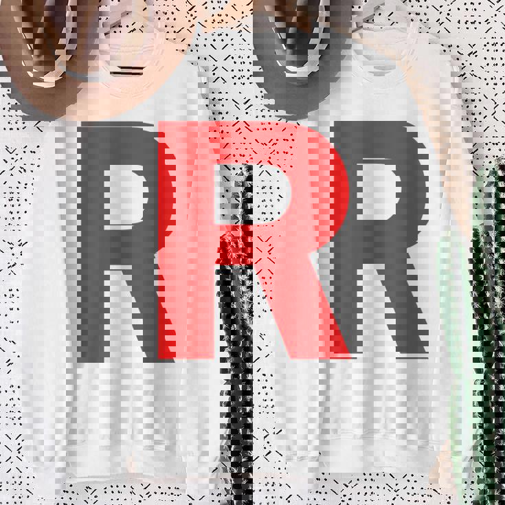 チームロケットシャツ Go Poke All Monsters Out There 長袖tシャツ スウェットシャツ 年配の女性への贈り物