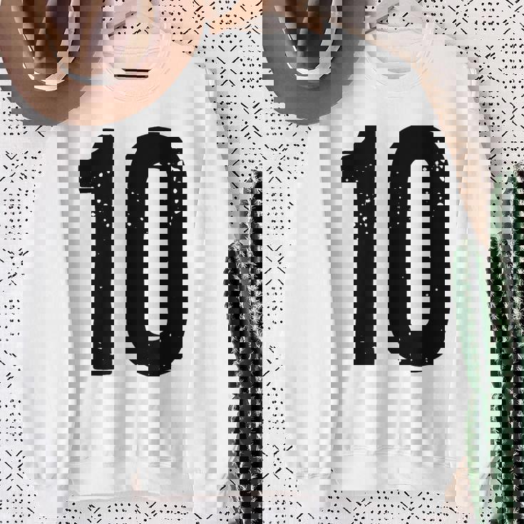 ナンバー10 スウェットシャツ 年配の女性への贈り物