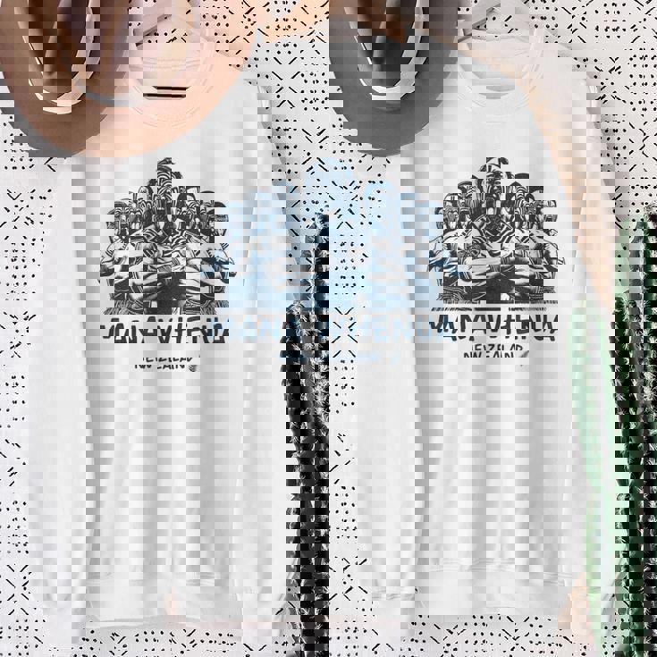 ニュージーランドのマオリ戦士がハカを披露 スウェットシャツ 年配の女性への贈り物