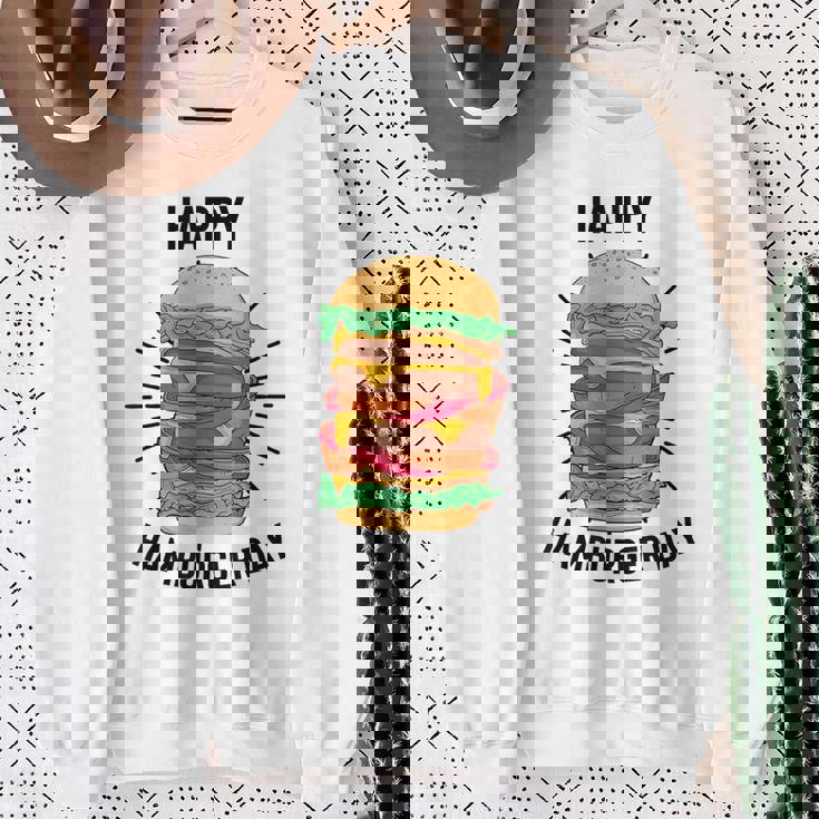 ノベルティ ハンバーガーデー フローズン加工 ミール愛好家 フライドポテト スウェットシャツ 年配の女性への贈り物