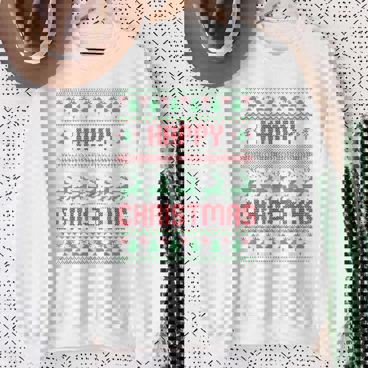 ハッピークリスマス、アグリークリスマス スウェットシャツ 年配の女性への贈り物