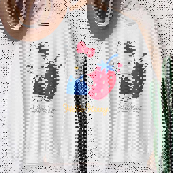 ハローキティ いちご ライトカラー スウェットシャツ 年配の女性への贈り物