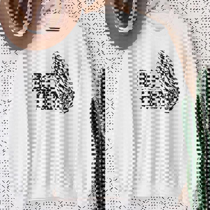 バック プリントを見る Idle Fury Don't Crykeleton Praying 泣かないで 祈る骸骨 スウェットシャツ 年配の女性への贈り物