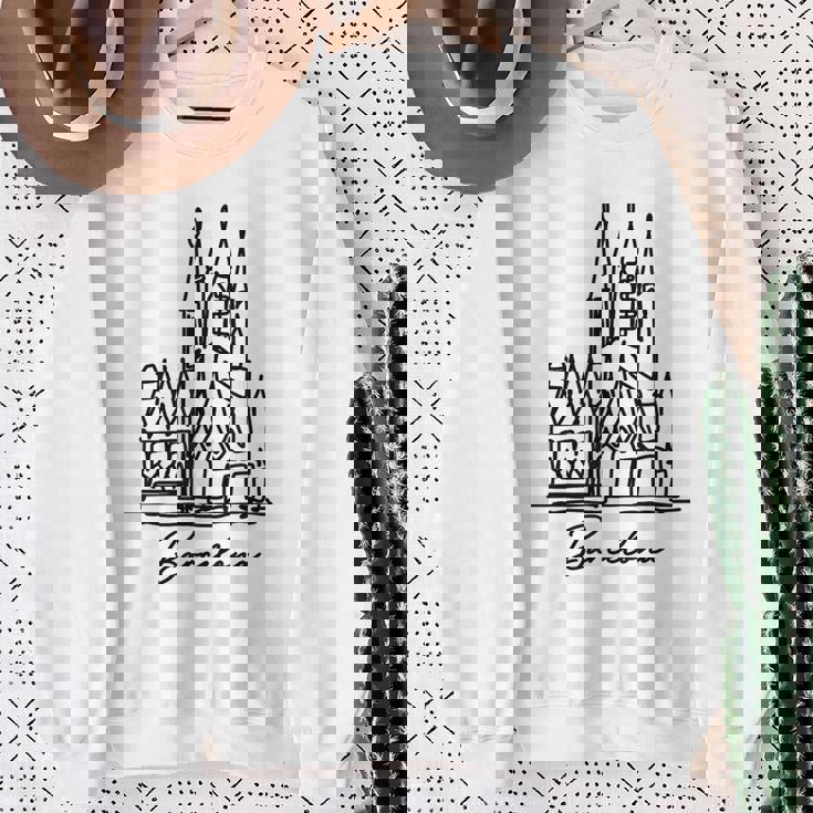 バルセロナ サグラダ ファミリア スペイン お土産 スウェットシャツ 年配の女性への贈り物