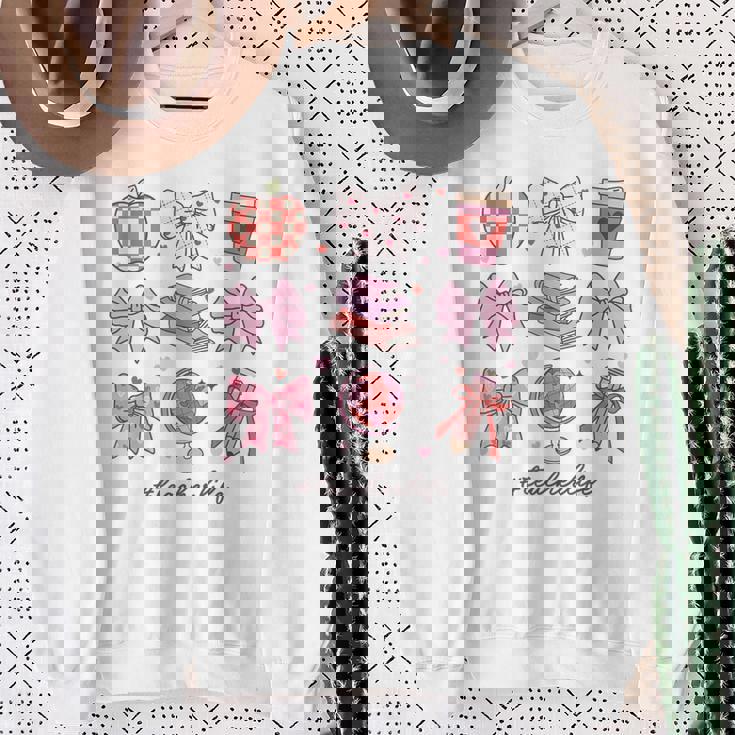 バレンタイン 教師 かわいい弓 アップル 地球儀 鉛筆 本 アート スウェットシャツ 年配の女性への贈り物