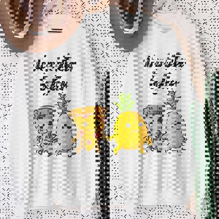 ピザハワイパイナップルピザイートピザ＆パイナップル スウェットシャツ 年配の女性への贈り物