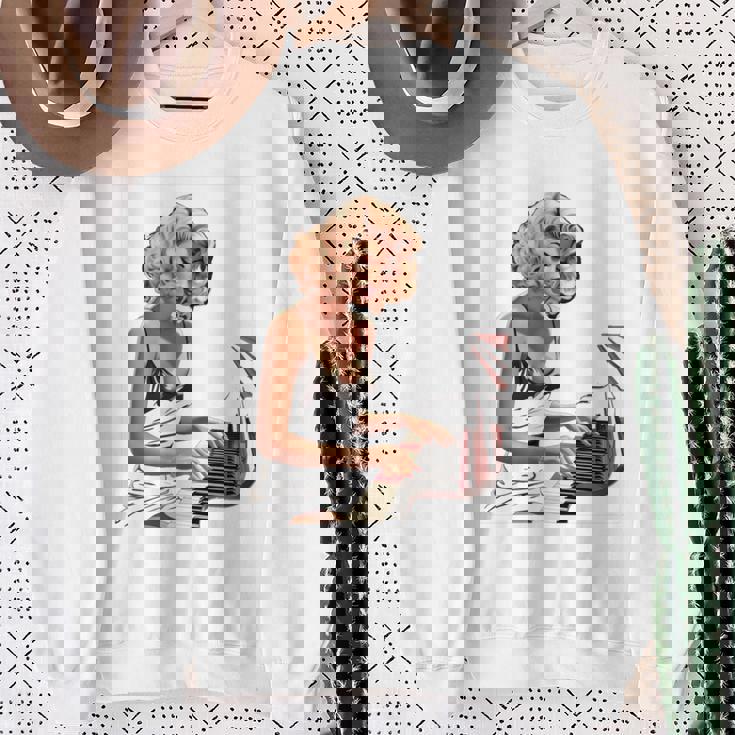 ピンナップガール ピアノ ピアニスト ヴィンテージ 長袖tシャツ スウェットシャツ 年配の女性への贈り物