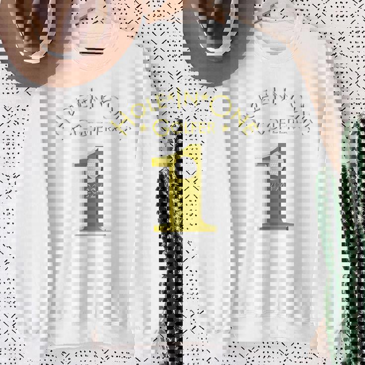 ホールインワンゴルファー2024ホールインワンゴルフ記念品 Hole In One Golfer 2024 スウェットシャツ 年配の女性への贈り物