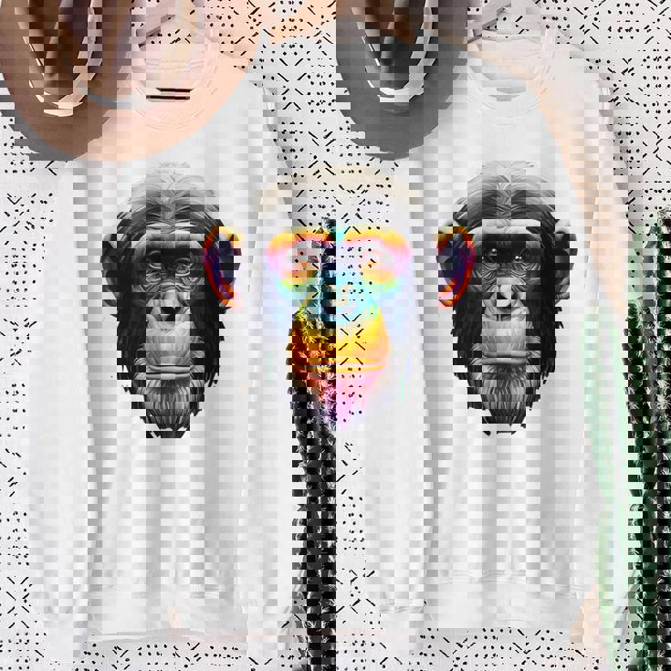 マルチカラー アート カラフル チンパンジー スウェットシャツ 年配の女性への贈り物