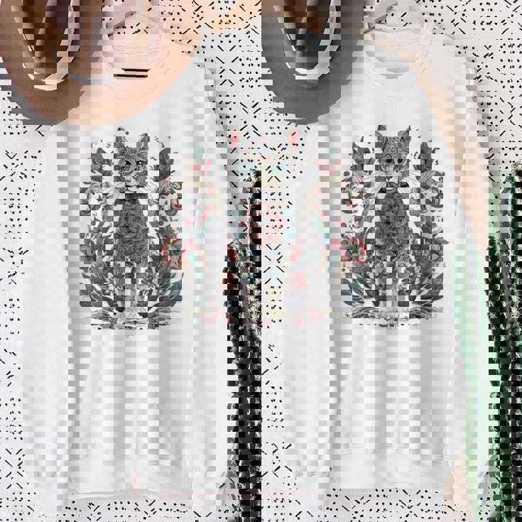 マンダラデザインのかわいい猫の曼荼羅。 長袖tシャツ スウェットシャツ 年配の女性への贈り物