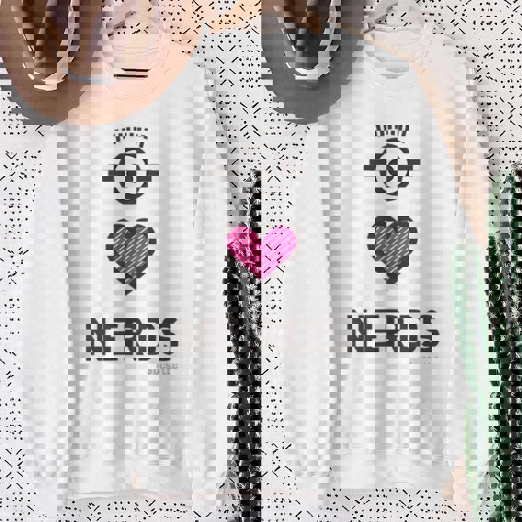 ミニオン Nerds スウェットシャツ 年配の女性への贈り物