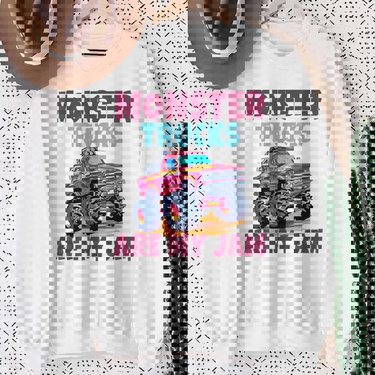 モンスタートラックアーマイジャムモンスタートラックキッズ スウェットシャツ 年配の女性への贈り物