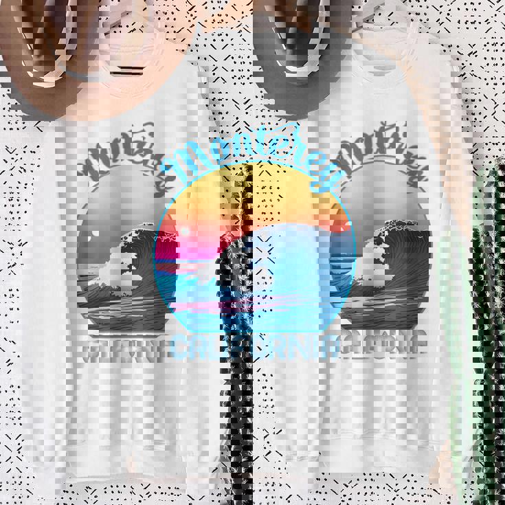 モントレーのお土産衣装 レトロ モントレー スウェットシャツ 年配の女性への贈り物