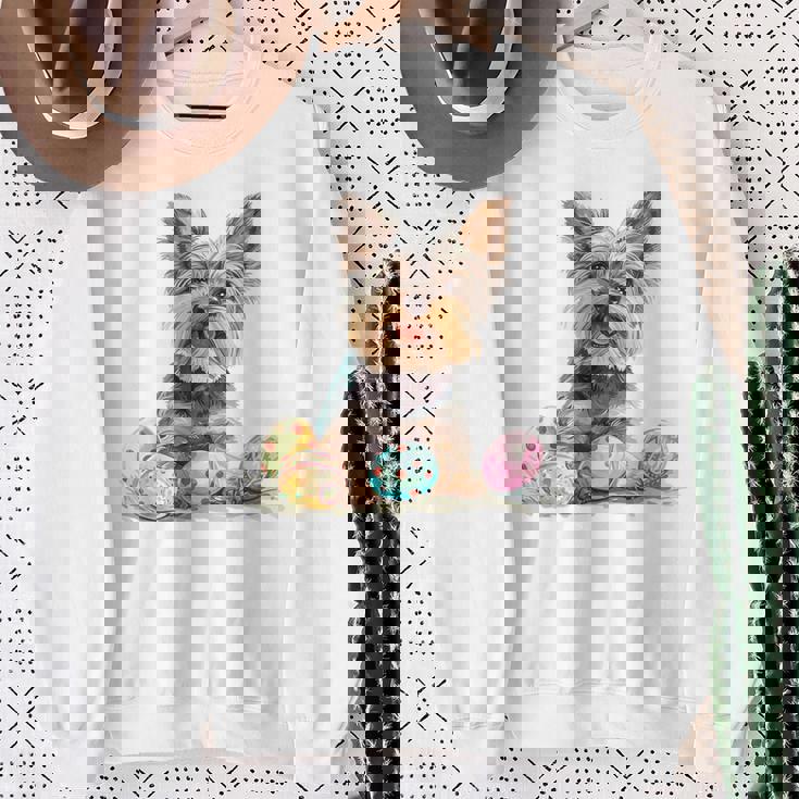 ヨーキー ヨークシャーテリア 犬種 ハッピーイースター メンズ レディース スウェットシャツ 年配の女性への贈り物