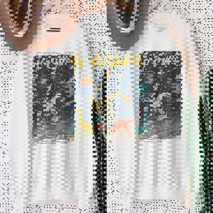 ヨーヨーザウルスファニーヨーヨー時代 長袖tシャツ スウェットシャツ 年配の女性への贈り物