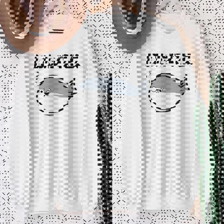 ルンルンバスピス サカバンバスピス 可愛い バズり 古代魚 喜怒哀楽 ネタ お笑い 面白 おもしろ ネタ スウェットシャツ 年配の女性への贈り物