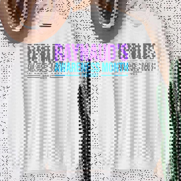 レイノー病啓発 レイノー啓発月間 長袖tシャツ スウェットシャツ 年配の女性への贈り物