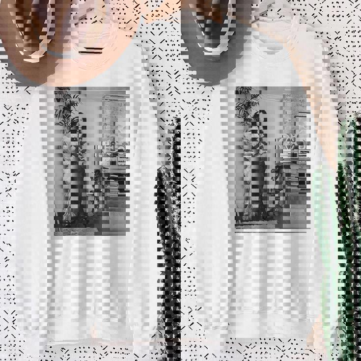 レッド・ツェッペリンのギタリスト、ジミー・ペイジ 1970 スウェットシャツ 年配の女性への贈り物