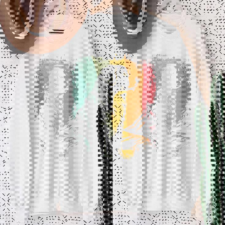 レトロなビンテージデザインのバーニーズマウンテンドッグ 長袖tシャツ スウェットシャツ 年配の女性への贈り物