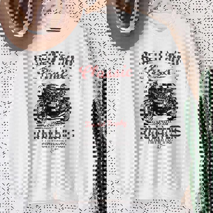 レトロマン島ttレースヴィンテージバイクレース 長袖tシャツ スウェットシャツ 年配の女性への贈り物