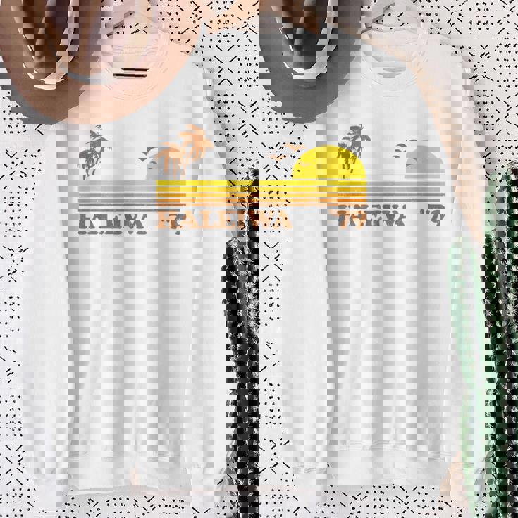 ヴィンテージ ハレイワ ハワイ ノースショア ビーチ レトロ サンセット 70年代 スウェットシャツ 年配の女性への贈り物