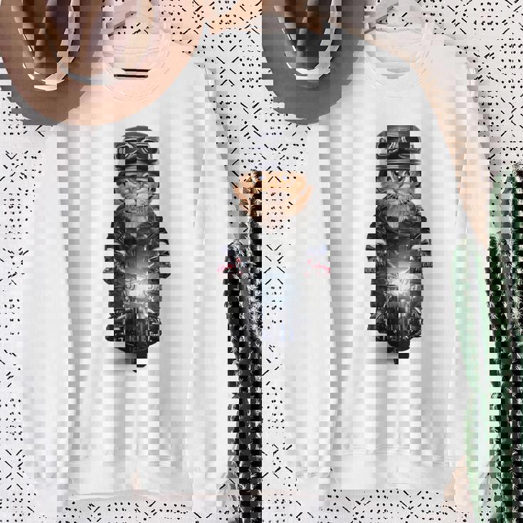 三毛猫 オレンジ猫 ねこ バイク ヘルメット スウェットシャツ 年配の女性への贈り物