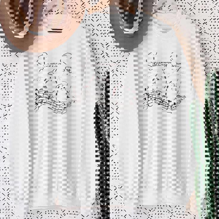 北海道の歌う小鳥 シマエナガ 音符 音楽好き 指揮者 可愛い スウェットシャツ 年配の女性への贈り物