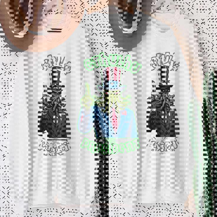 大統領のためのクトゥルフ 長袖tシャツ スウェットシャツ 年配の女性への贈り物