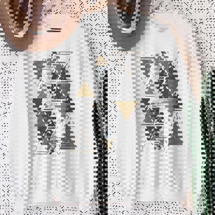 幾何学図形 抽象 モダンアート ヴィンテージ 三角形 スウェットシャツ 年配の女性への贈り物