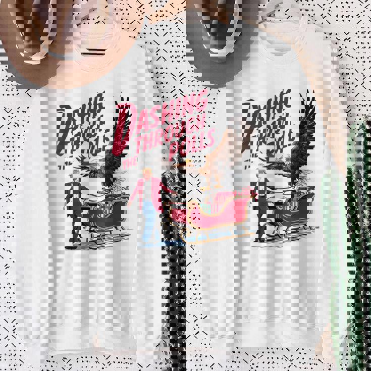 投票を駆け抜ける 面白い選挙結果 トランプ クリスマス スウェットシャツ 年配の女性への贈り物