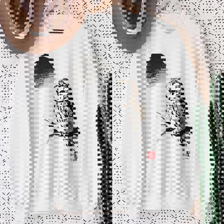 日本製 墨絵 ふくろう アート 墨筆 絵 漢字 知恵 – 日本文化デザイン スウェットシャツ 年配の女性への贈り物