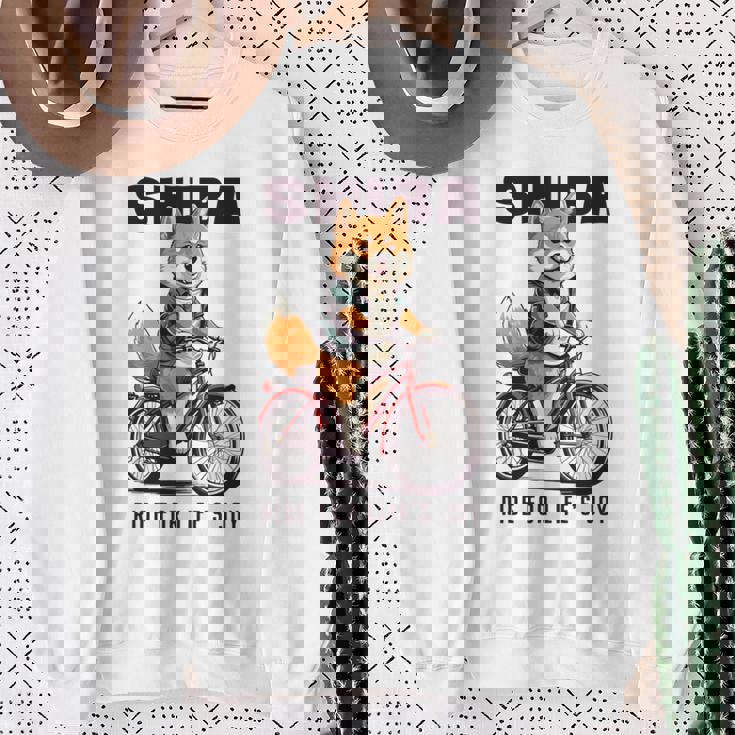 柴犬 いぬ イラスト 柴犬好き 犬好き 自転車 かわいい おもしろ レトロ Ride For Life's Joy 長袖tシャツ スウェットシャツ 年配の女性への贈り物