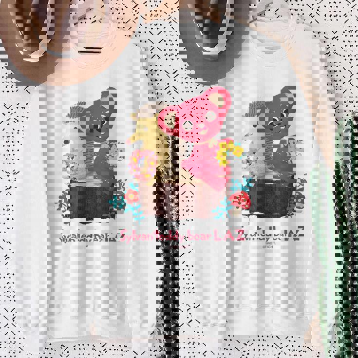 森のぬいぐるみラズ ラズとチッチ スウェットシャツ 年配の女性への贈り物