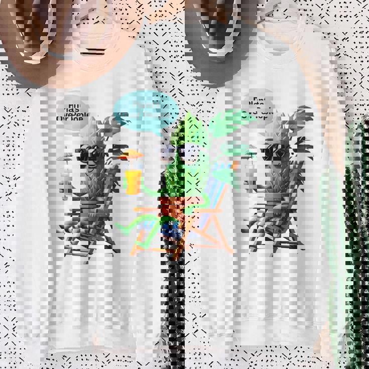 植物より人間 長袖tシャツ スウェットシャツ 年配の女性への贈り物