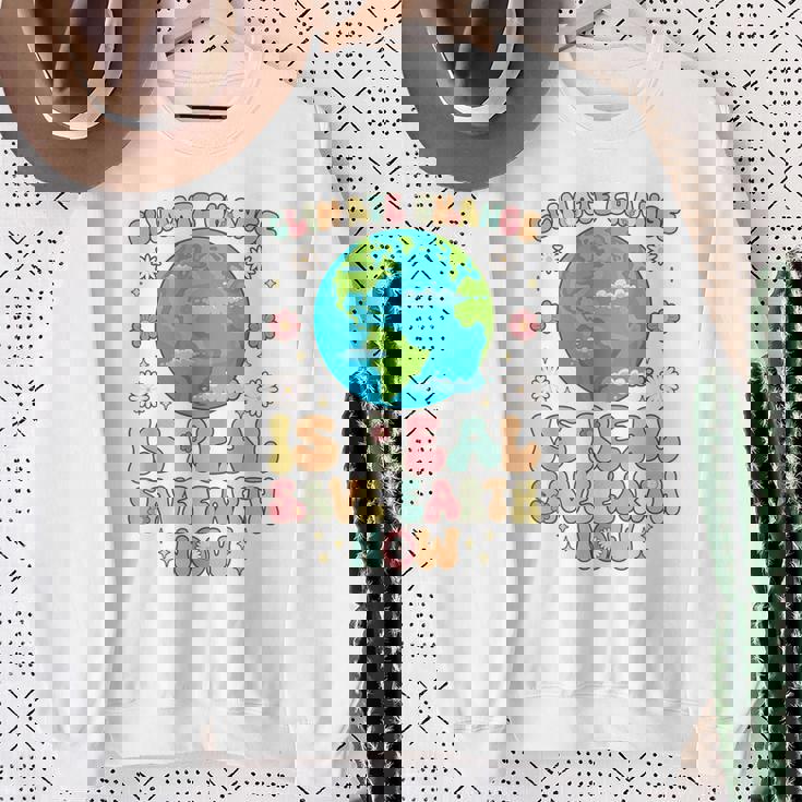 気候変動は本当の地球を救う地球の日 スウェットシャツ 年配の女性への贈り物