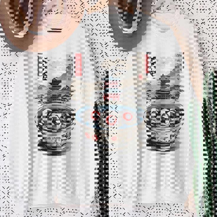 浮世絵ジャパン オカルトホラー ハロウィン 妖怪ラーメン エステ スウェットシャツ 年配の女性への贈り物