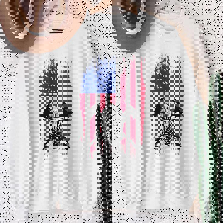 消防士 アメリカ国旗 7月4日 男性 お父さん 消防士 長袖tシャツ スウェットシャツ 年配の女性への贈り物